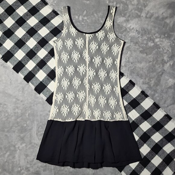 3 | Johnny Martin | Lace Flounce-Neck Color Block Mini Dress - Picture 3 of 5